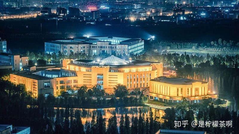 PCB電路板生產流程揭秘：從設計到成品的關鍵步驟