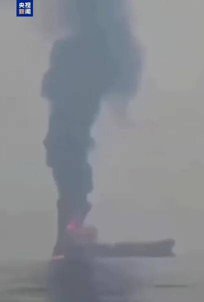 伊媒：一油輪被擊中，“正在沉沒”:蘇州精密電子是什么