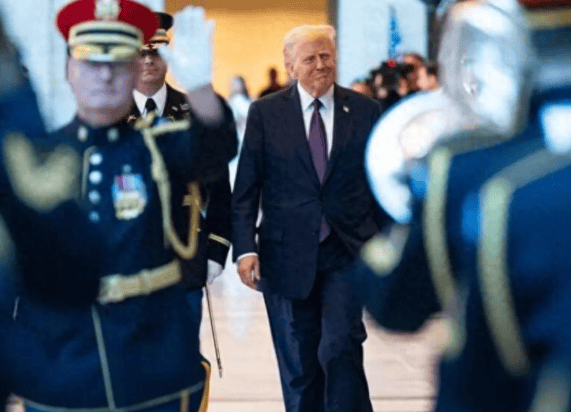 反擊開始！伊朗發起斬首行動<strong></p>
<p>公司公司主要公司</strong>，以總參謀部被炸，特朗普開始急了:公司公司主要公司