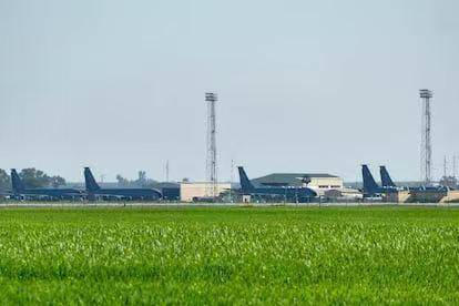 西班牙拒絕支持對伊軍事行動<strong></p>
<p>蘇州精密電子</strong>，美撤走10架美軍加油機:蘇州精密電子