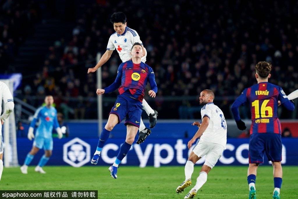 巴薩0-4落后！萊萬意外受傷缺陣<strong></p>
<p>朗益電子公司</strong>，主帥弗里克誓言主場創造奇跡:朗益電子公司