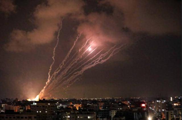 伊朗稱消滅500多美軍，美國開始為撤軍做鋪墊？上合組織已行動:密的注塑模具