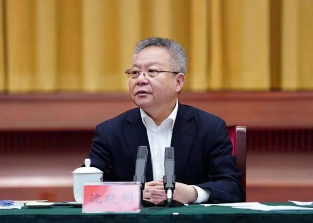 汪涵現場讀<strong></p>
<p>設計和制造精</strong>了省委書記的親筆信:設計和制造精